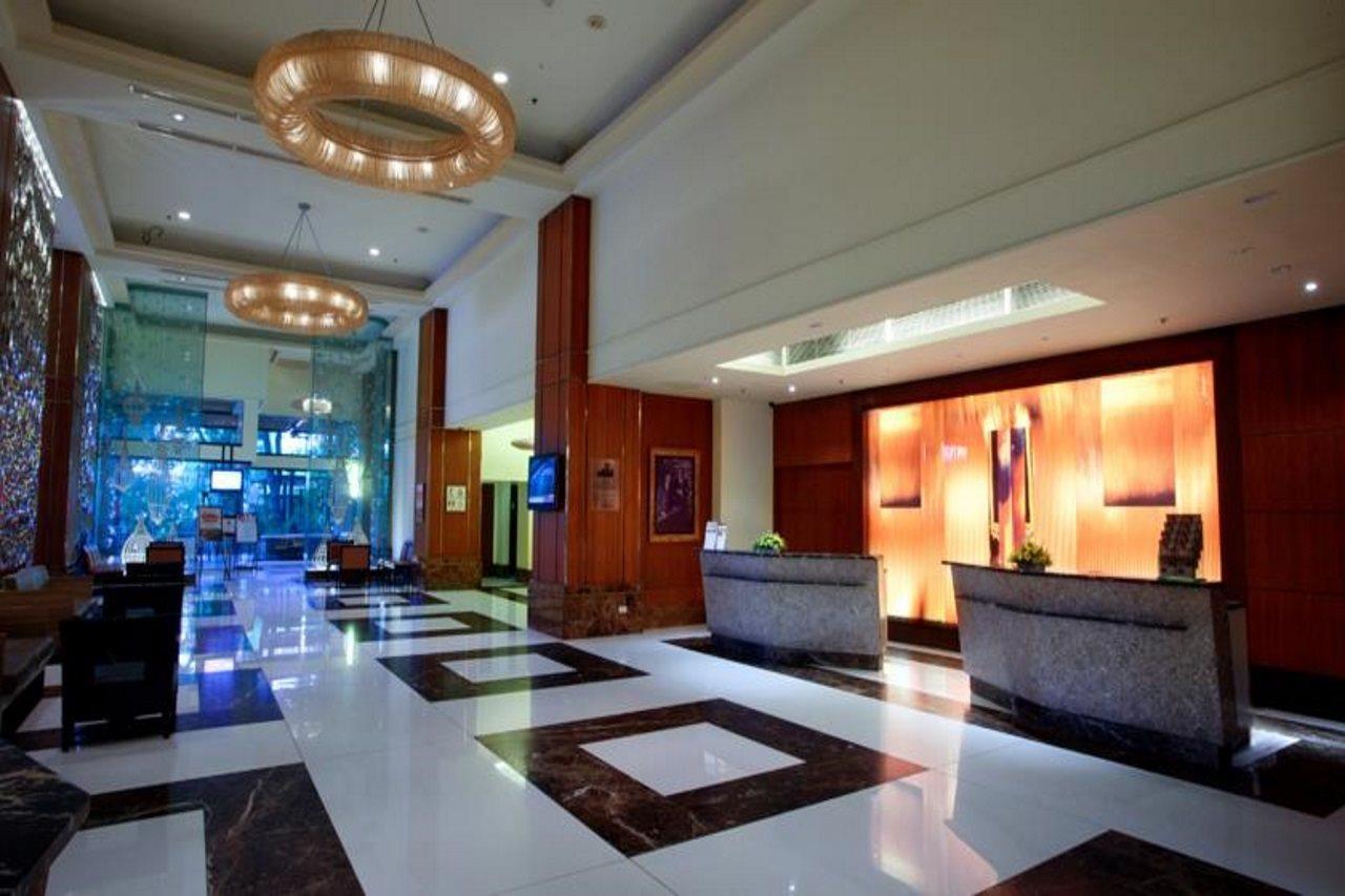 Hotel Seda Ayala Center Cebu Stadt Exterior foto